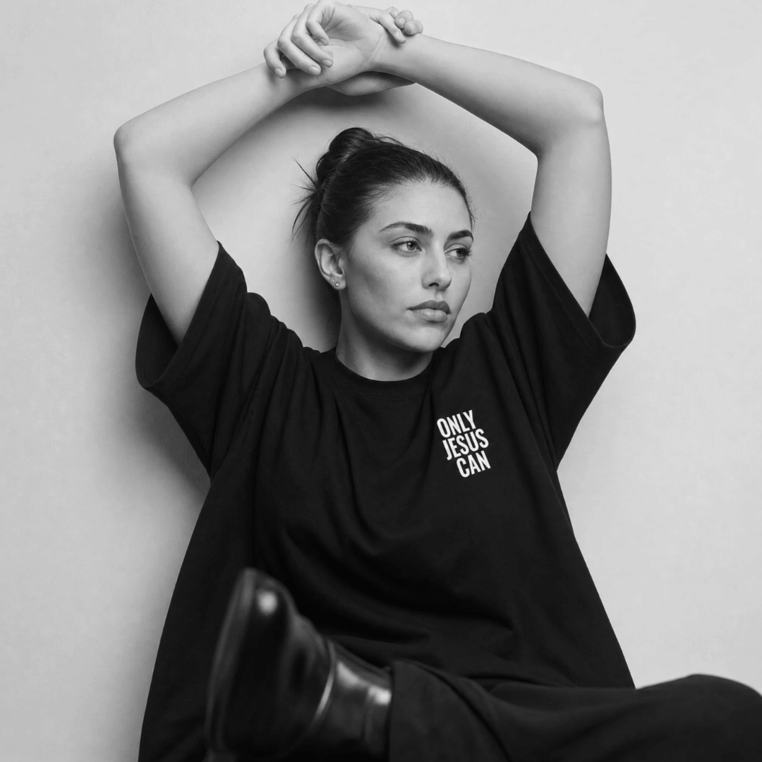 Tshirt- MUJER-  ONLY JESUS CAN / MUJER