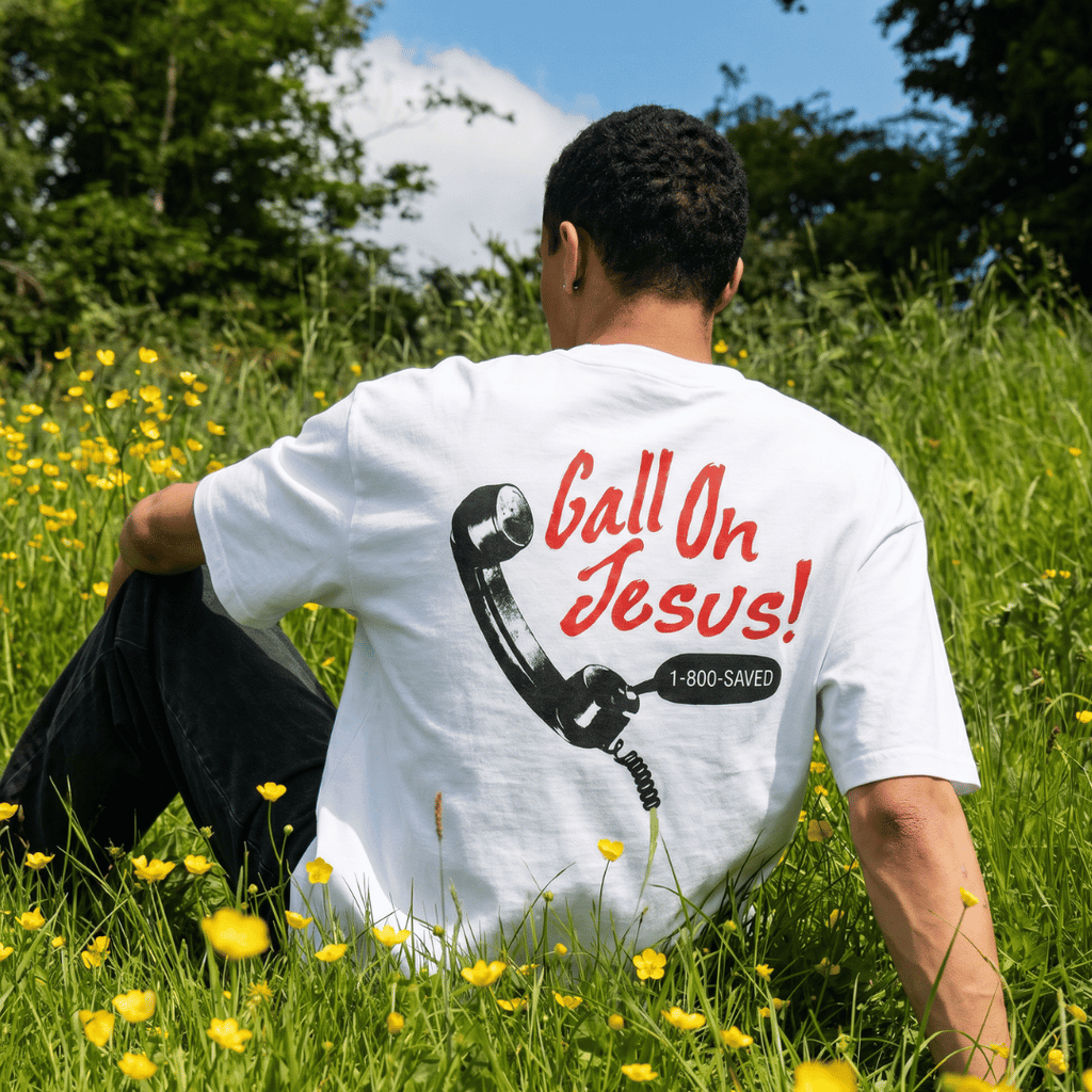 Tshirt oversized  CALL ON JESUS